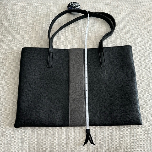 NWOT Vince Camuto Luck Tote - Picture 6 of 6